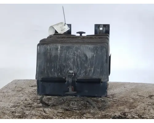 MACK CXN612 BATTERY BOX