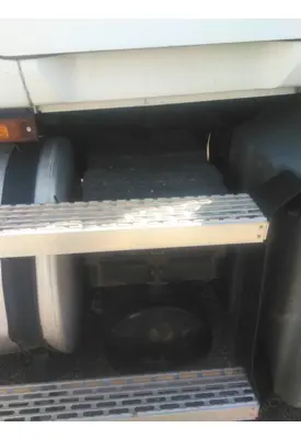 MACK CXN612 BATTERY BOX