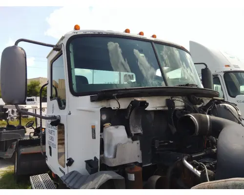 MACK CXN612 CAB