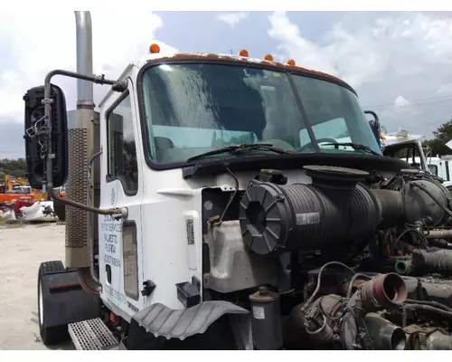 MACK CXN612 CAB