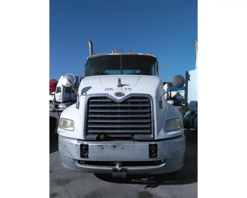 MACK CXN612 CAB