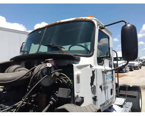 MACK CXN612 CAB