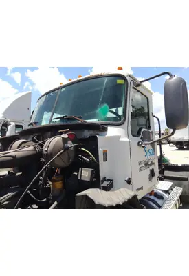 MACK CXN612 CAB