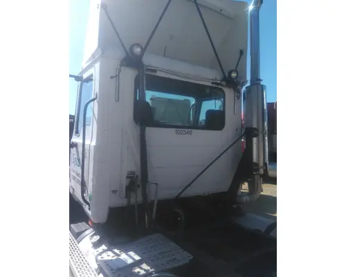 MACK CXN612 CAB