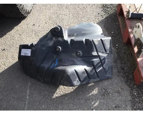 MACK CXN612 FENDER, SPLASH SHIELDGUARD