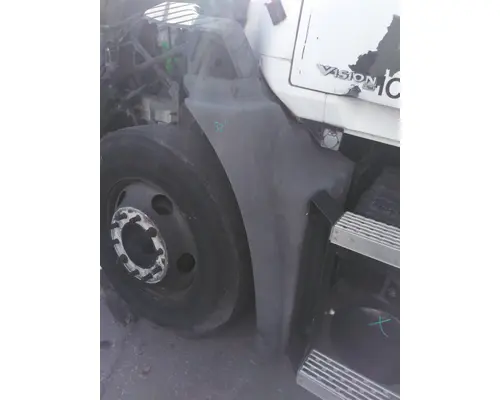 MACK CXN612 FENDER EXTENSION