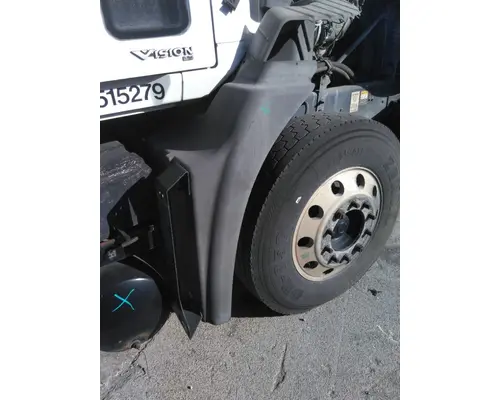 MACK CXN612 FENDER EXTENSION