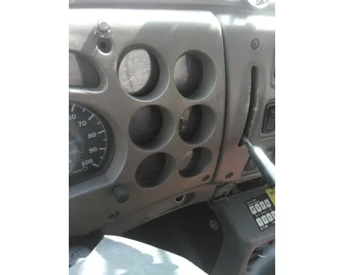 MACK CXN612 GAUGE CLUSTER