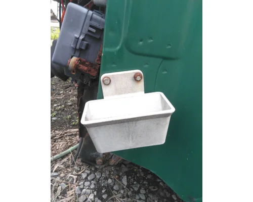 MACK CXN612 HOOD BRACKET