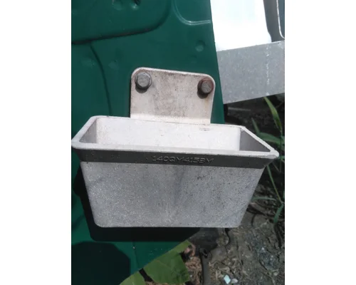 MACK CXN612 HOOD BRACKET