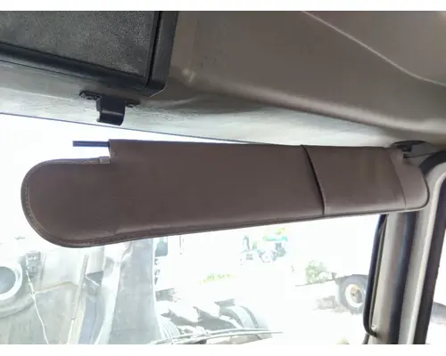 MACK CXN612 INTERIOR SUN VISOR