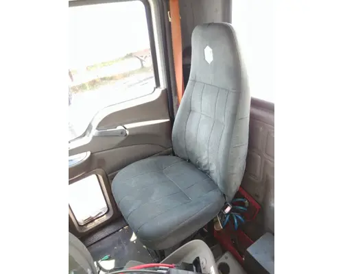 MACK CXN612 SEAT, FRONT
