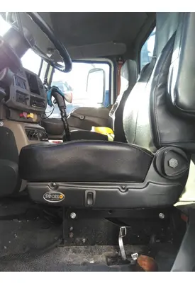 MACK CXN612 SEAT, FRONT