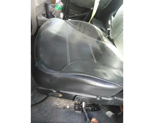 MACK CXN612 SEAT, FRONT
