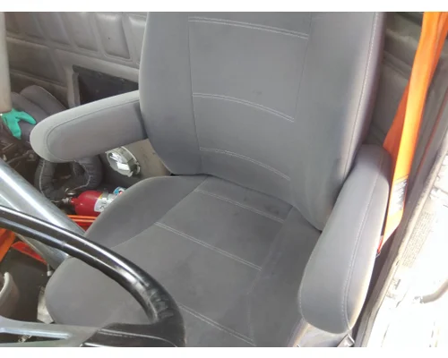 MACK CXN612 SEAT, FRONT