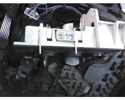 MACK CXN612 TEMPERATURE CONTROL