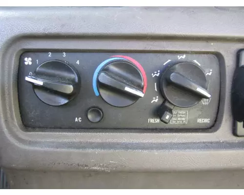 MACK CXN612 TEMPERATURE CONTROL