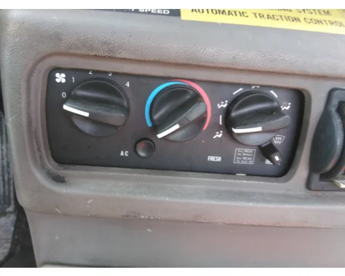 MACK CXN612 TEMPERATURE CONTROL