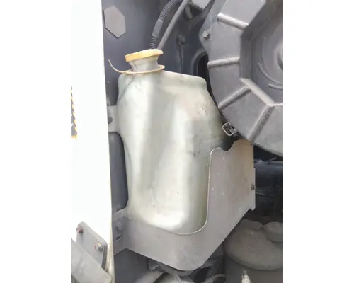 MACK CXN612 WINDSHIELD WASHER RESERVOIR