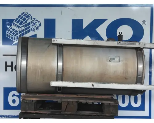 MACK CXN613 2005-2007 FUEL TANK