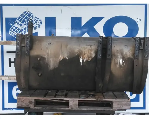 MACK CXN613 2005-2007 FUEL TANK