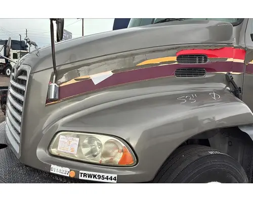 MACK CXN613 2005-2007 HOOD