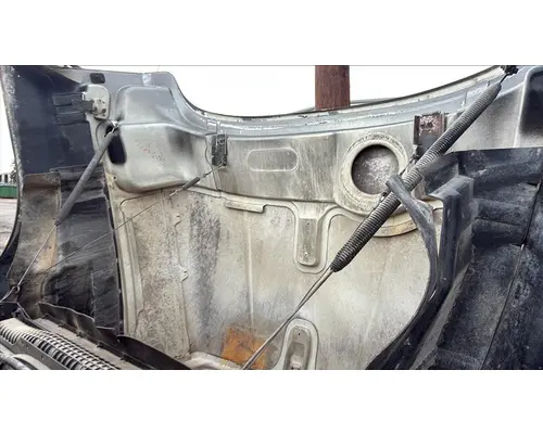 MACK CXN613 2005-2007 HOOD