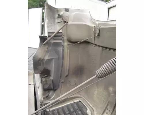 MACK CXN613 2005-2007 HOOD