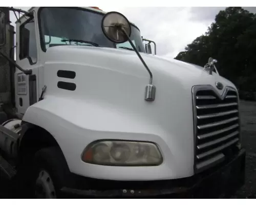 MACK CXN613 2005-2007 HOOD