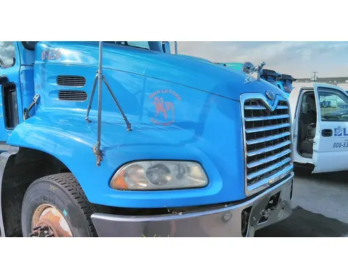 MACK CXN613 2005-2007 HOOD
