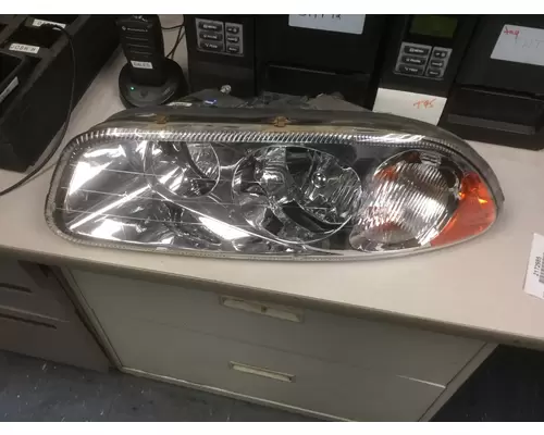 MACK CXN613 2006-2008 HEADLAMP ASSEMBLY
