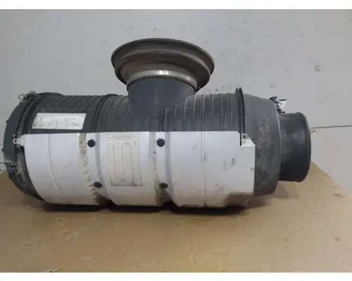 MACK CXN613 AIR CLEANER