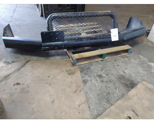 MACK CXN613 BUMPER ASSEMBLY, FRONT