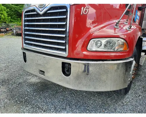 MACK CXN613 BUMPER ASSEMBLY, FRONT