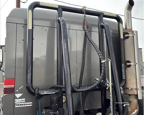 MACK CXN613 CAB