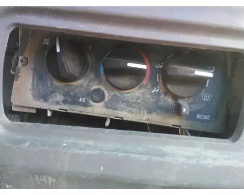 MACK CXN613 CAB