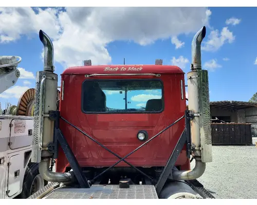 MACK CXN613 CAB