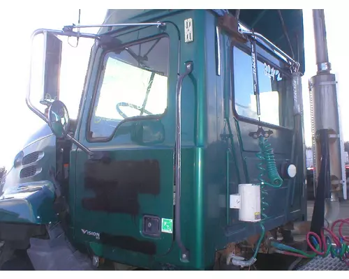 MACK CXN613 Cab Assembly