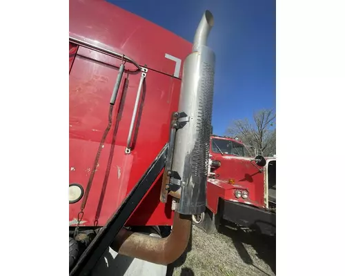 MACK CXN613 Complete Vehicle