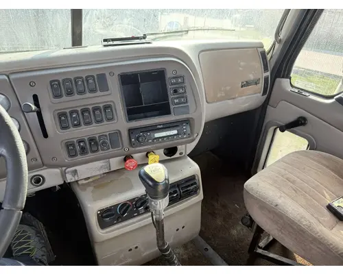 MACK CXN613 Complete Vehicle