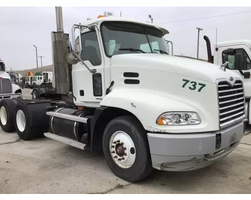 MACK CXN613 DISMANTLED TRUCK