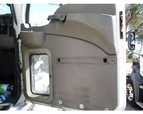 MACK CXN613 DOOR ASSEMBLY, FRONT