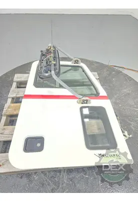 MACK CXN613 Door Assembly, Front