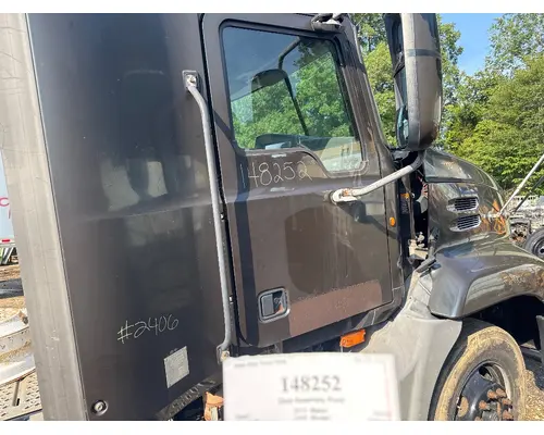 MACK CXN613 Door Assembly, Front