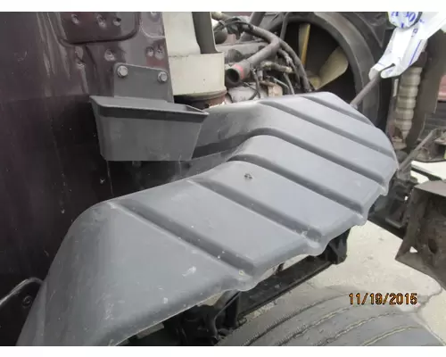 MACK CXN613 FENDER, SPLASH SHIELDGUARD