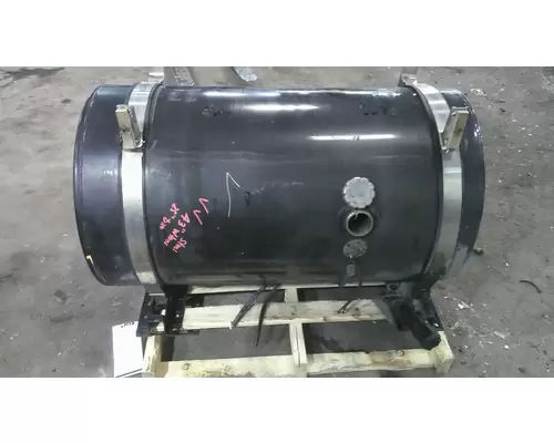 MACK CXN613 FUEL TANK