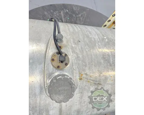 MACK CXN613 Fuel Tank