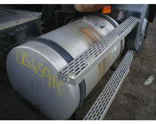 MACK CXN613 Fuel Tank