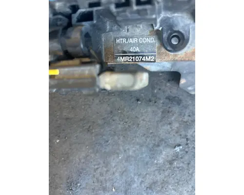 MACK CXN613 Fuse Box