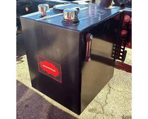 MACK CXN613 HYDRAULIC TANK